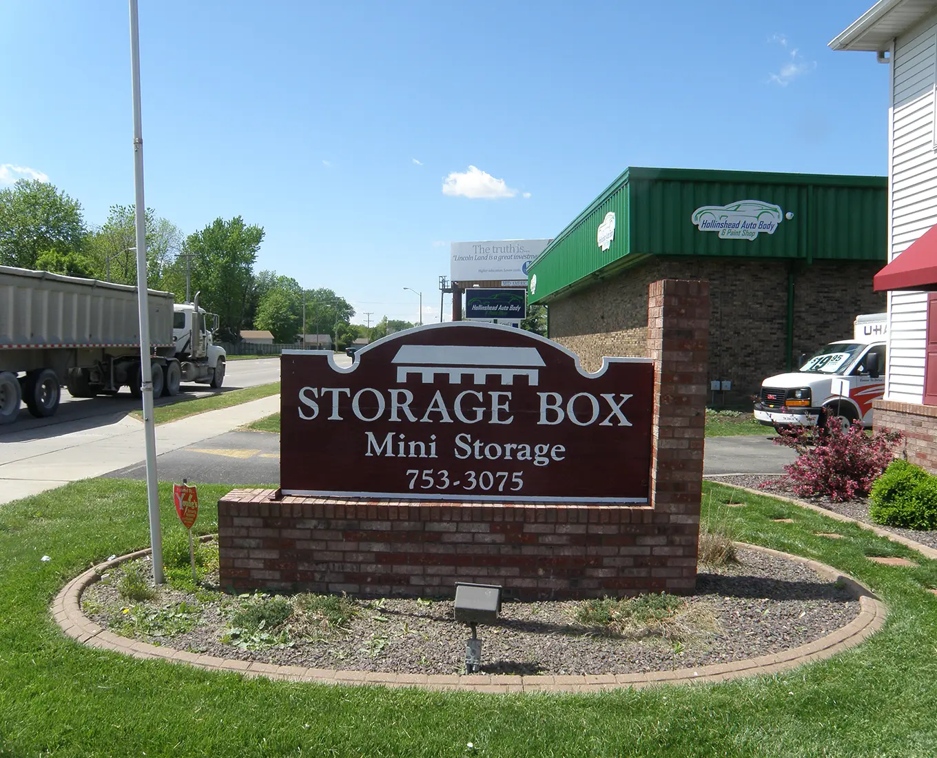A Storage Box Springfield IL Location